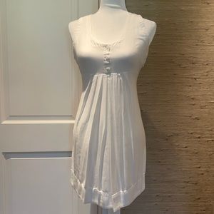 Isabella Oliver white maternity dress size 3
